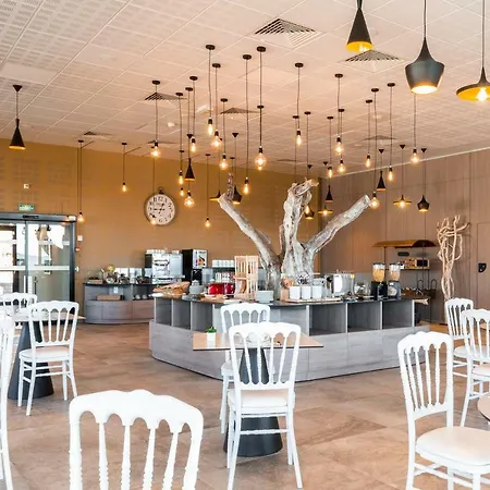 Hotel Domaine Des Gueules Cassees 3*